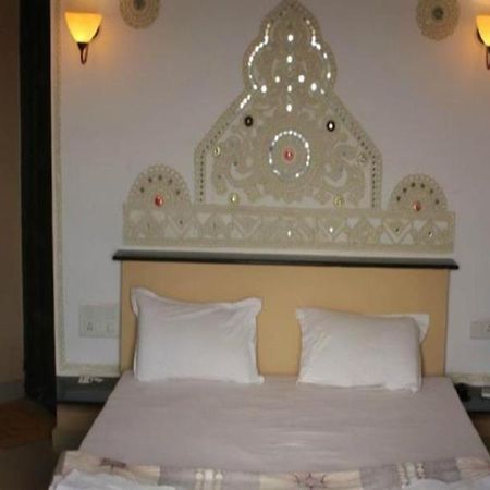 Toran Resort Будж Екстериор снимка