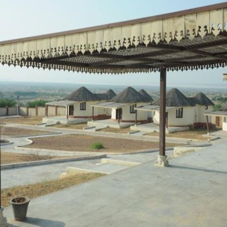 Toran Resort Будж Екстериор снимка